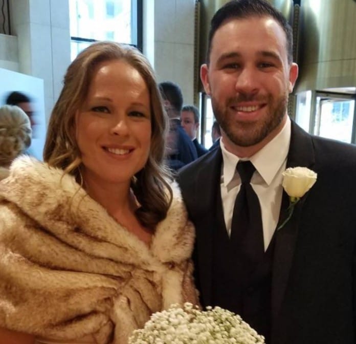 Amanda Kipnis with her sister