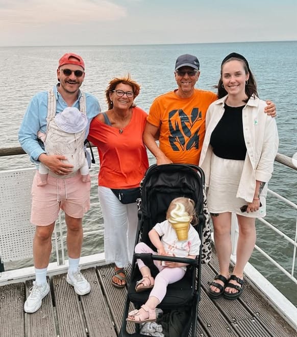 Malte Katenbrink with his family