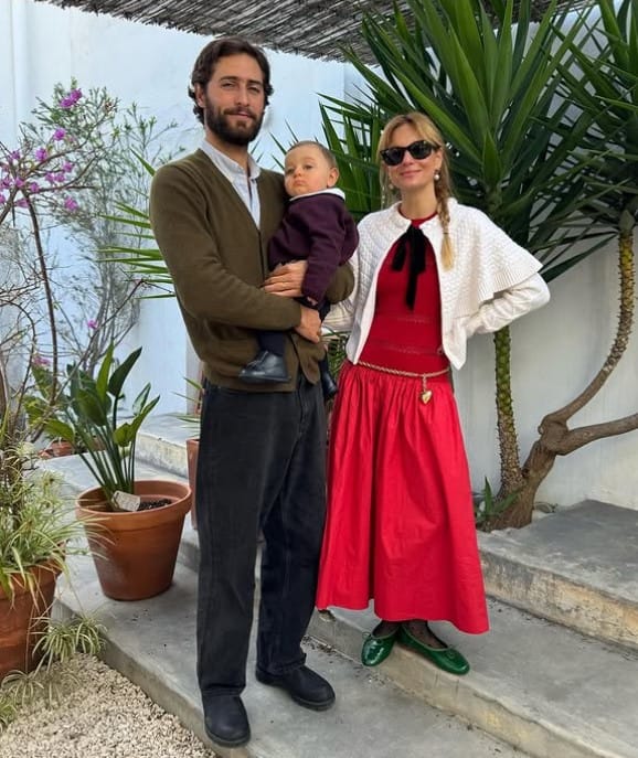 Mafalda Patricio with her husband and kid