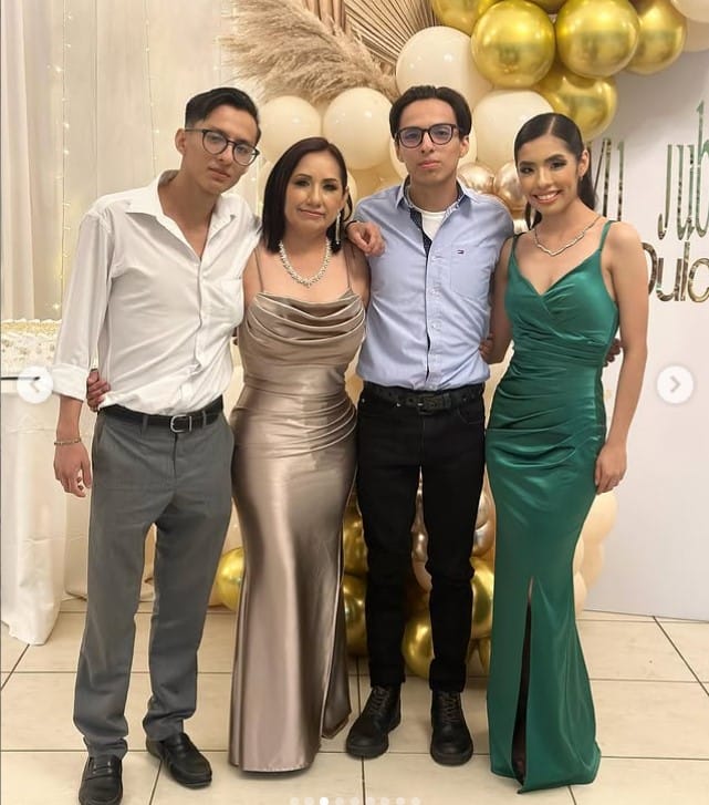 Yajaira Moran with her mother and brothers