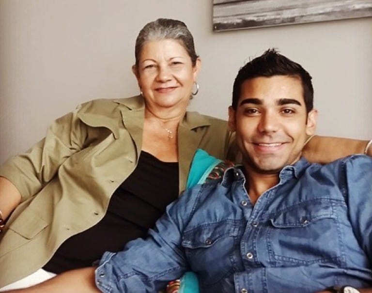 Agustín De Gracia with his mother