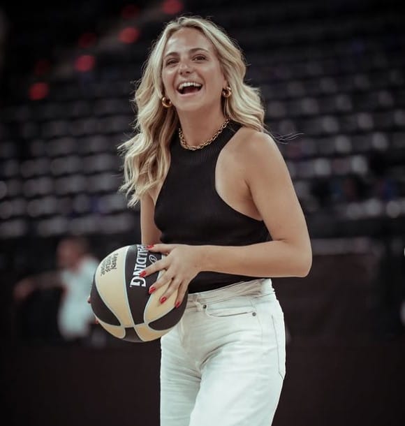 Alina Sophie bio