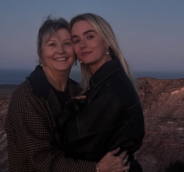 Brinkley Davies with her mom