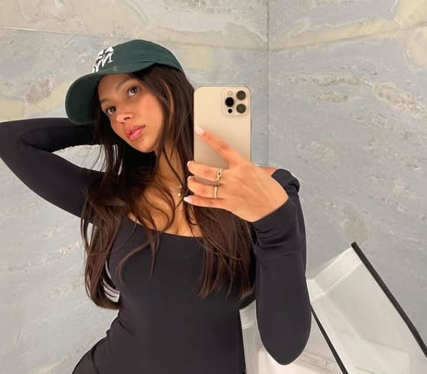 Fiona Barron age