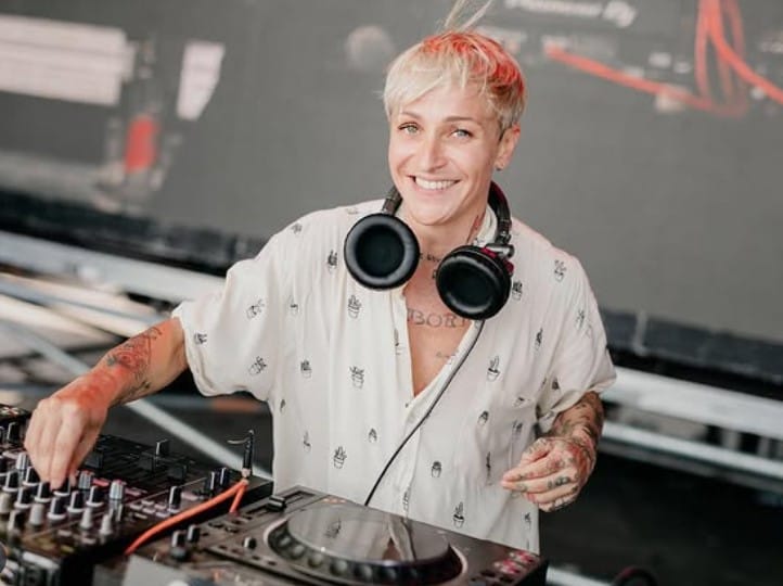 Magali Dalix career