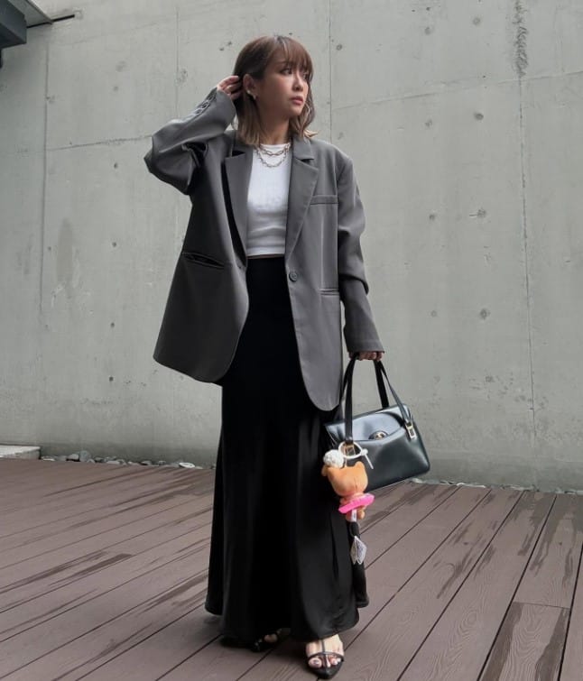 Audrey Fourfeetnine height
