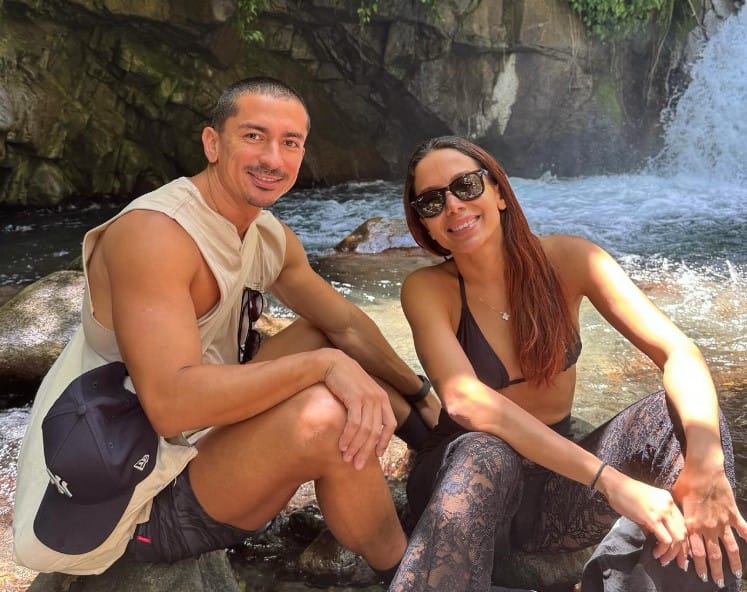 Renan Machado with his sister