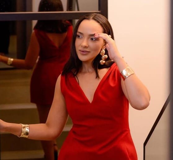 Fernanda Barros bio