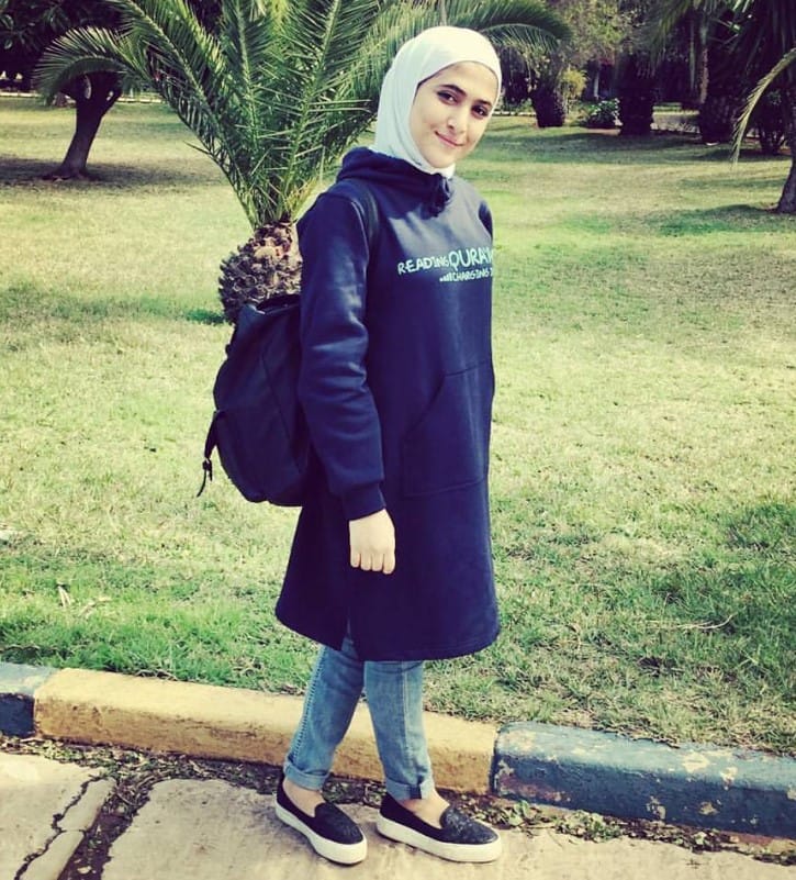 Amina Karam height