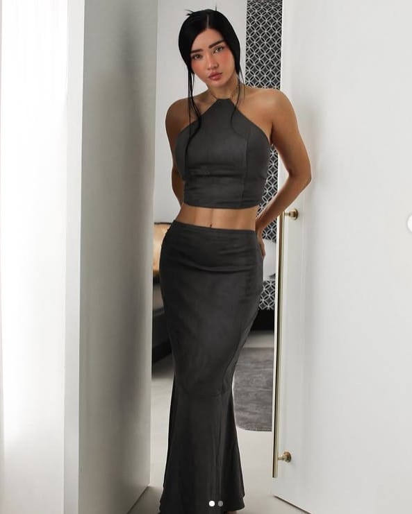 Ariana James height