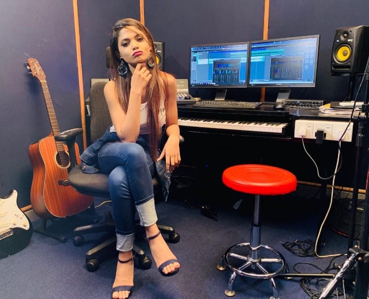 Hasini Samuel wiki