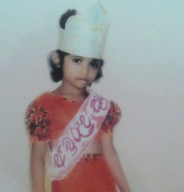 Hasini Samuel's childhood image