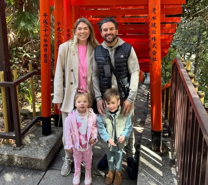 Frankie Essex with her husband and kids