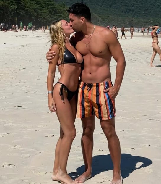 Damian Avila with his girlfriend