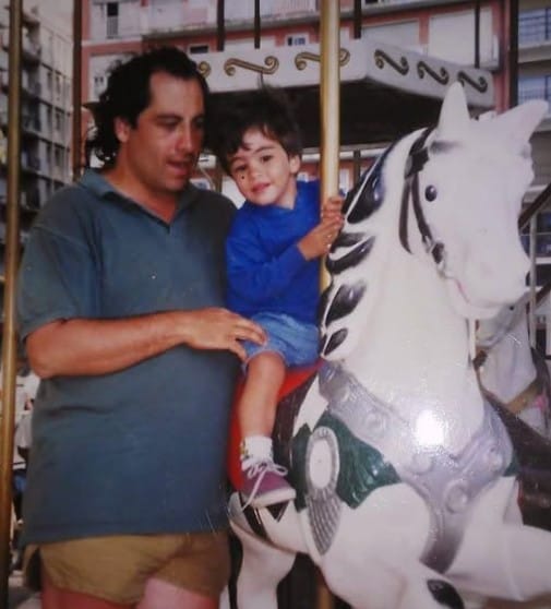 Damian Avila's childhood image with his dad