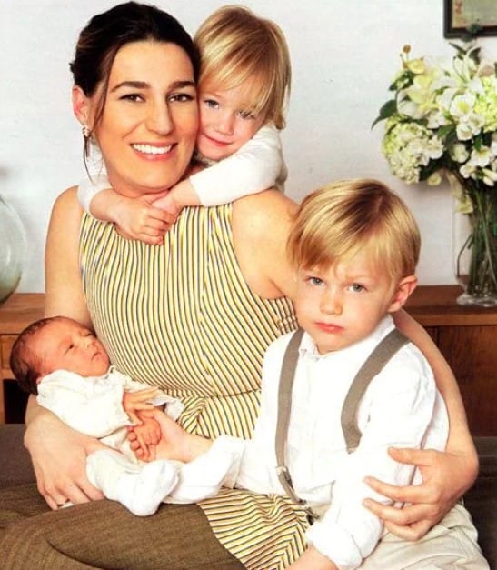 Eugenia Osborne with her kids