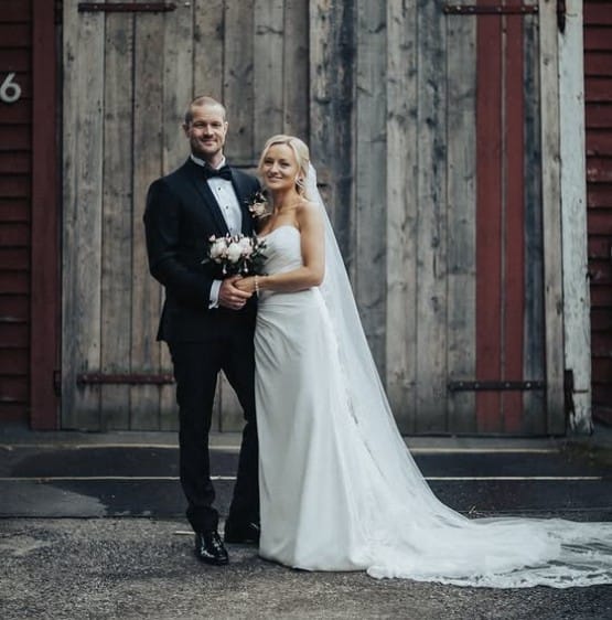Karoline Fosse with her husband