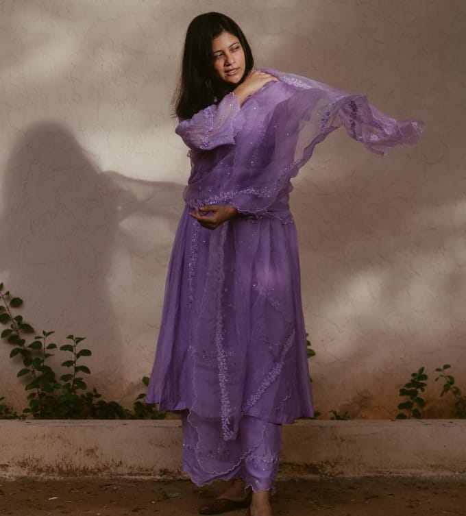 Aditi Balan height