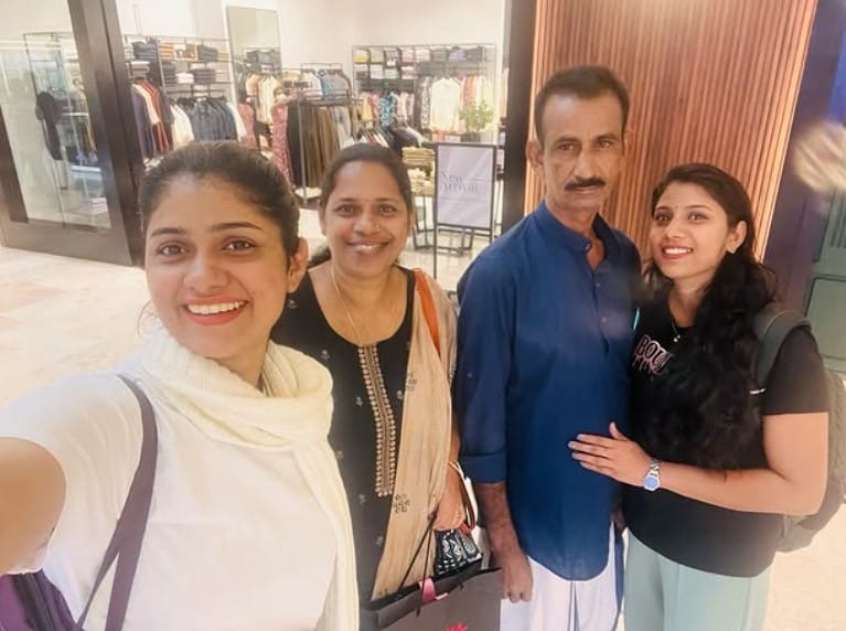 Ashwathy Agnihothri with her family