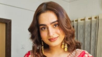 Ayesha Khan