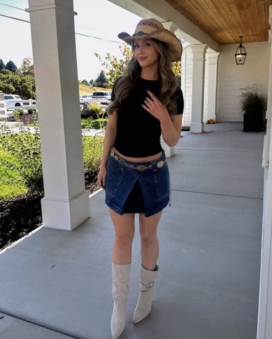 Mikayla Matthews height