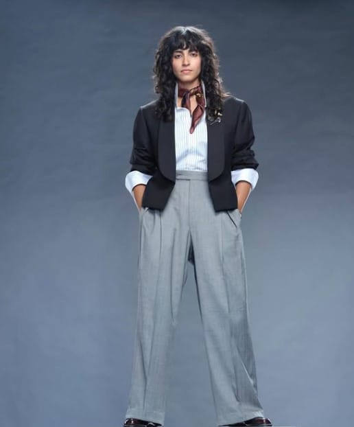 Ruhee Dosani height