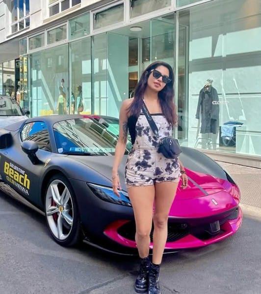 Shakshi Shetty height