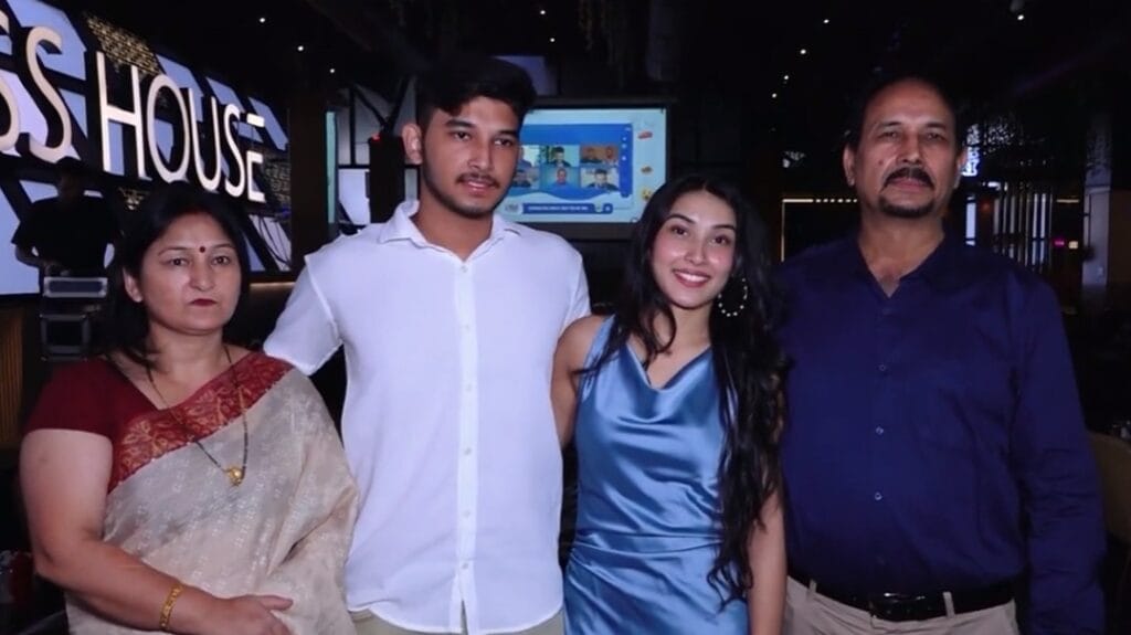 Akriti Negi with her parents and brother