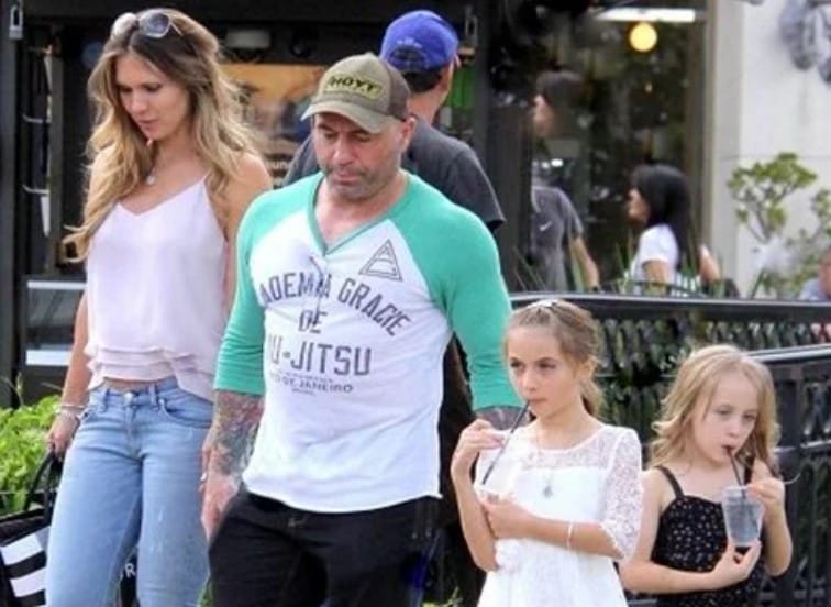 Jessica Ditzel with her husband and daughters