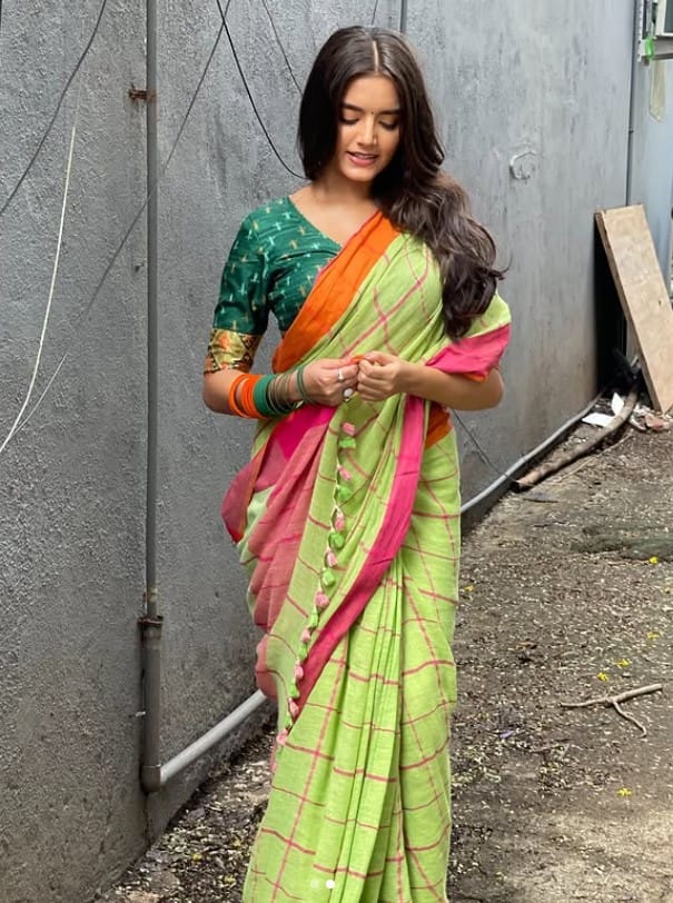 Priyanshi Yadav height