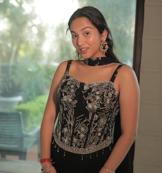 Ruchika Lohiya age