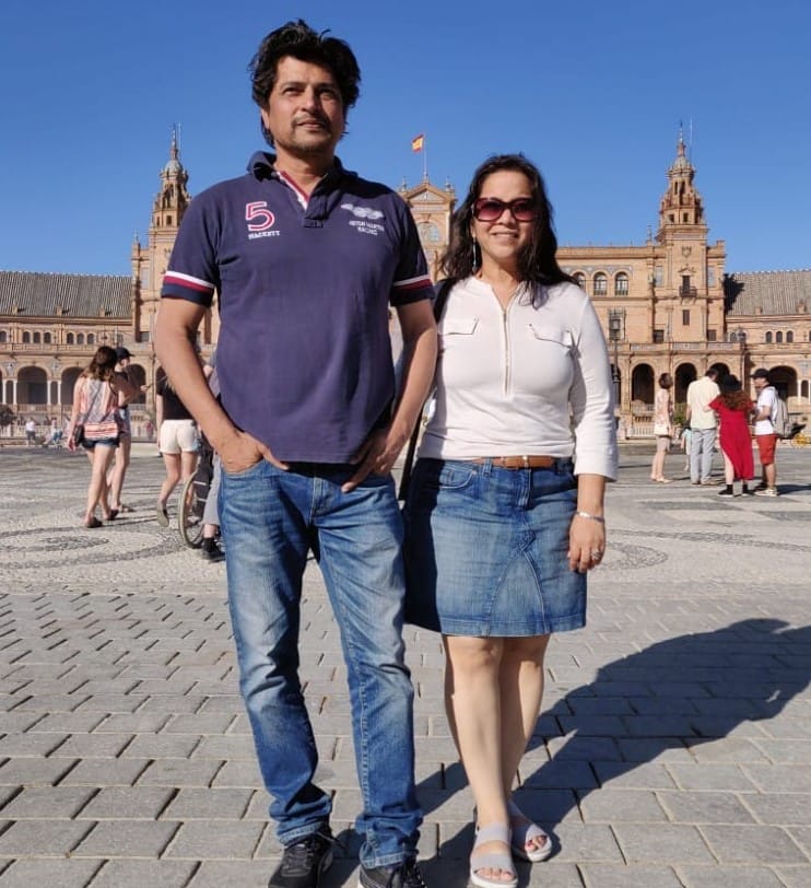 Ruchika Lohiya's parents
