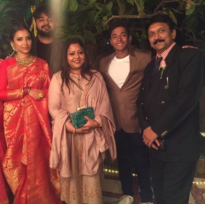 Shweta Basu Prasad with her ex-husband, parents and brother